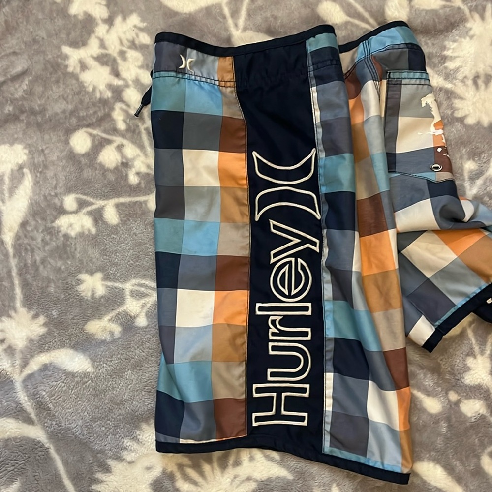 Cool Bundle Boys Hurley Trunks/Tank & Ild Navy Top Sz 10-12 - Picture 6 of 12